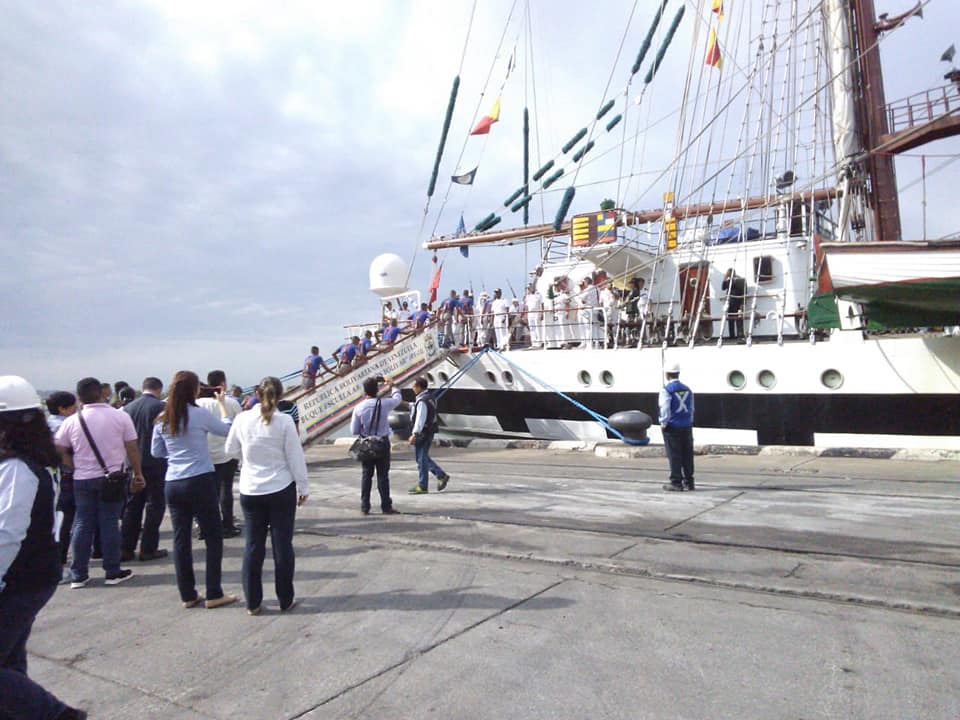 Atraca el “Simón Bolívar” en Tampico