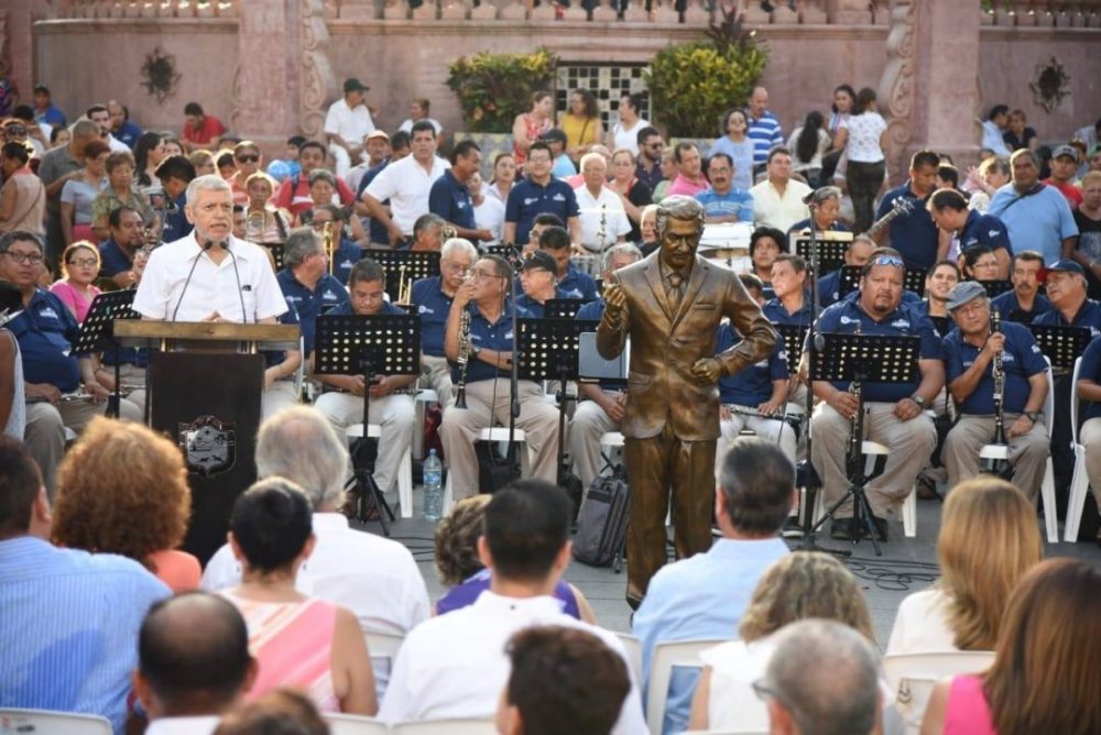 Mauricio Garcés presente en Tampico